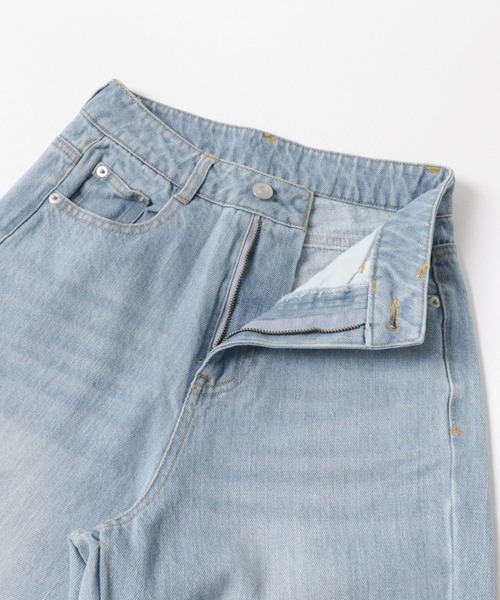 ITEMS URBANRESEARCH（アイテムズ アーバンリサーチ）の「ストレートデニム（デニムパンツ・レディース・ライトブルー/ブラック・SMALL/MEDIUM）」の21枚目の写真