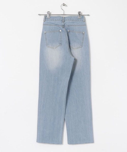 ITEMS URBANRESEARCH（アイテムズ アーバンリサーチ）の「ストレートデニム（デニムパンツ・レディース・ライトブルー/ブラック・SMALL/MEDIUM）」の4枚目の写真