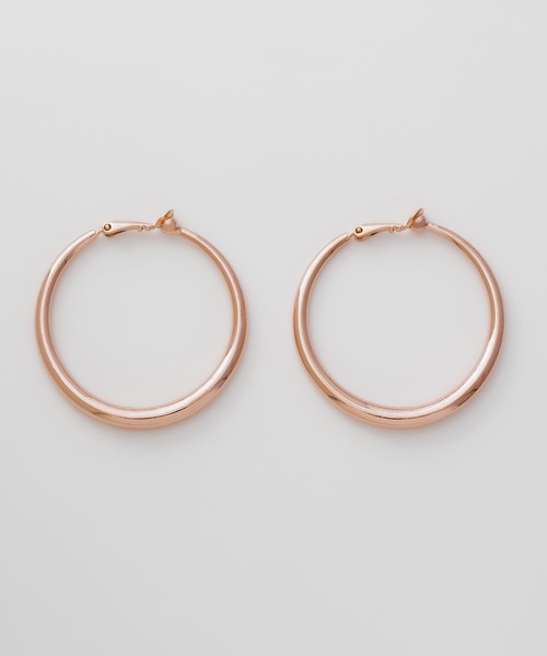 ciite'（シーテ）の「ボリューム フープイヤリング  (両耳用)（イヤリング・レディース・シルバー/ゴールド/ピンクゴールド・FREE）」の4枚目の写真