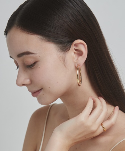 ciite'（シーテ）の「ボリューム フープイヤリング  (両耳用)（イヤリング・レディース・シルバー/ゴールド/ピンクゴールド・FREE）」の12枚目の写真