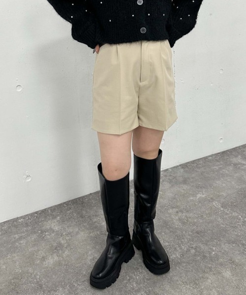 archives（アルシーヴ）の「ベルト付きＴＲショートパンツ（その他パンツ・レディース・アイボリー/ブラック/モカ・MEDIUM）」の2枚目の写真