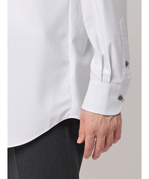 SUIT SQUARE(スーツスクエア)の「最高シャツ ワイシャツ 長袖 ノンアイロンジャージー ホリゾンタルカラー FIT ドレスシャツ(ビジネスシャツ・メンズ・グレー・首回り43cm-裄丈86cm/首回り39cm-裄丈86cm/首回り41cm-裄丈88cm/首回り41cm-裄丈84cm/首回り37cm-裄丈80cm/首回り37cm-裄丈84cm/首回り39cm-裄丈82cm/首回り43cm-裄丈90cm)」の6枚目の写真
