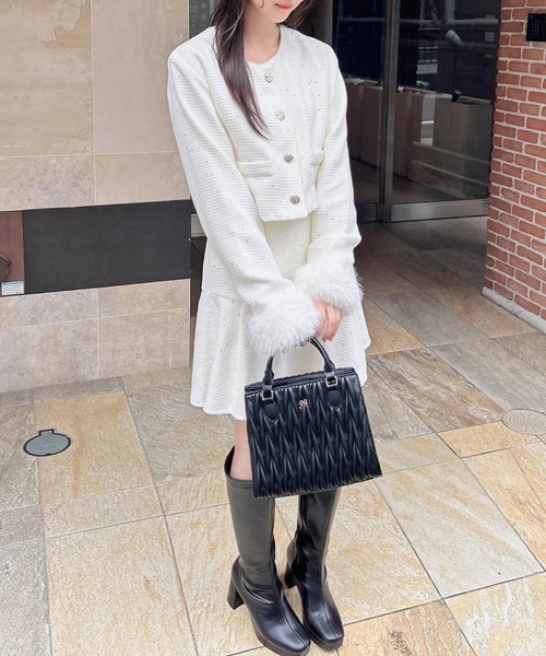 INGNI（イング）の「袖ファーツイードジャケット（ノーカラージャケット・レディース・ブラック/アイボリー・M）」の20枚目の写真