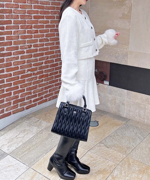 INGNI（イング）の「袖ファーツイードジャケット（ノーカラージャケット・レディース・ブラック/アイボリー・M）」の22枚目の写真