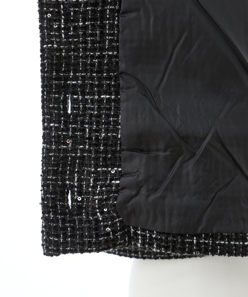 INGNI（イング）の「袖ファーツイードジャケット（ノーカラージャケット・レディース・ブラック/アイボリー・M）」の13枚目の写真
