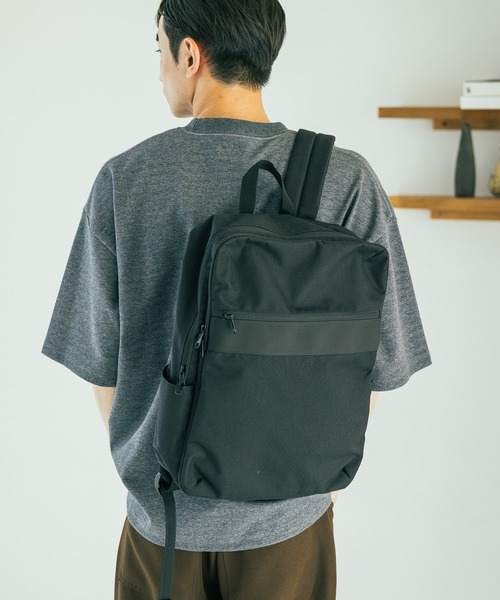 LAKOLE（ラコレ）の「マルチポケットリュック / 151225（バックパック/リュック・メンズ・サンドグレー/ブラック・FREE）」の2枚目の写真