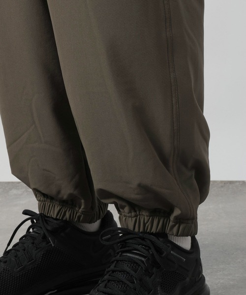 LAKOLE(ラコレ)の「ストレッチイージーパンツ<PARK by LAKOLE> / 150535(その他パンツ・メンズ・ブラック/オリーブ・MEDIUM/LARGE)」の21枚目の写真