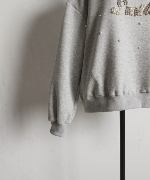 tocco closet(トッコ クローゼット)の「【ZOZO限定】パール×ビジューロゴスウェット(スウェット・レディース・グレー/ブラック・M)」の11枚目の写真