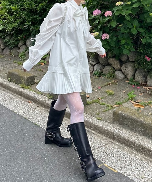 Alley Tokyo（アリートーキョー）の「プリーツミニボウタイワンピ（ワンピース・レディース・サックスブルー/オフホワイト/ベージュ/ホワイト/ブルー・FREE）」の18枚目の写真