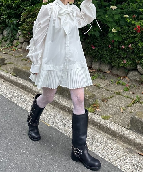 Alley Tokyo（アリートーキョー）の「プリーツミニボウタイワンピ（ワンピース・レディース・サックスブルー/オフホワイト/ベージュ/ホワイト/ブルー・FREE）」の12枚目の写真