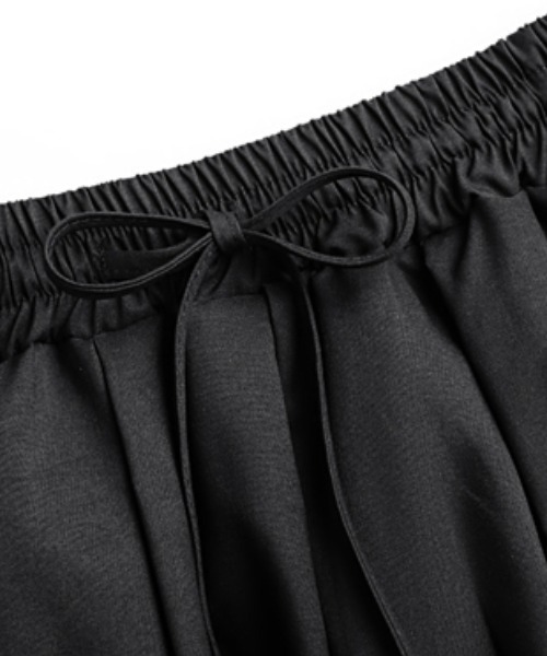 COCOMOMO(ココモモ)の「ふんわり ボリューム バルーンスカート ロング丈(スカート・レディース・グリーン/ダークグレー/ブラック・M/L)」の4枚目の写真