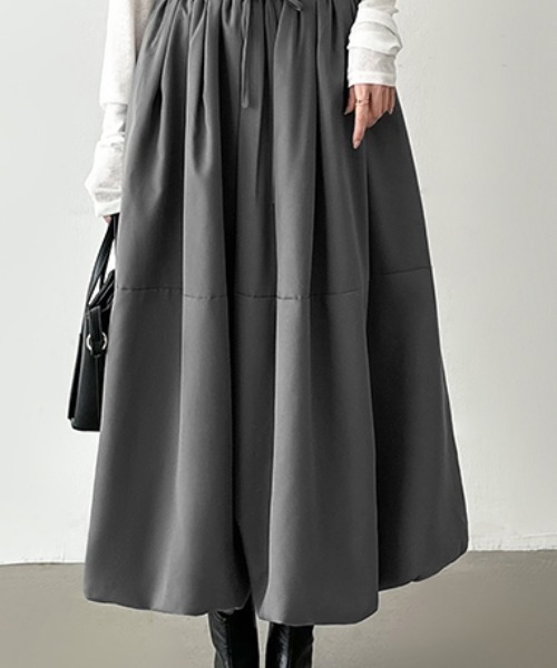 COCOMOMO(ココモモ)の「ふんわり ボリューム バルーンスカート ロング丈(スカート・レディース・グリーン/ダークグレー/ブラック・M/L)」の22枚目の写真