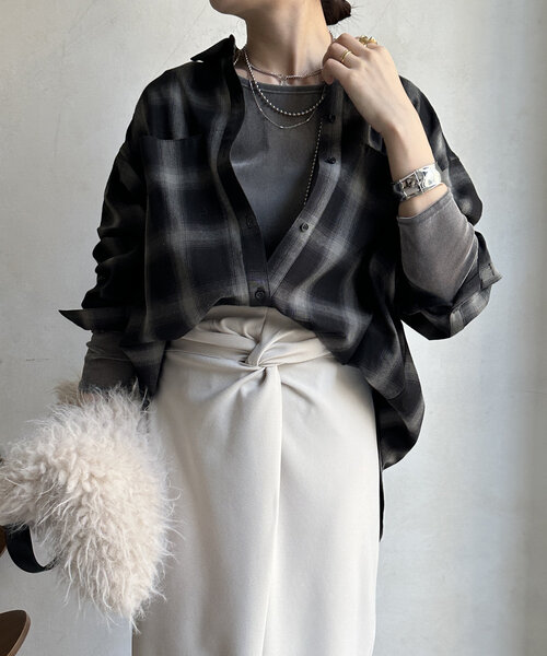 DouDou(ドゥドゥ)の「【WEB限定】チェックBIGシャツ(シャツ/ブラウス・レディース・ブラック/オレンジ・FREE)」の15枚目の写真