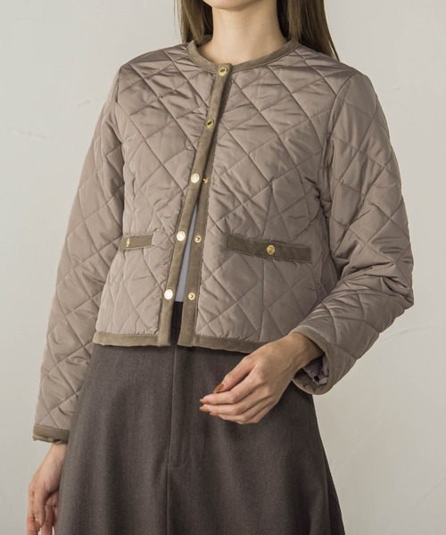 ketty（ケティ）の「ファイングロスキルティングノーカラージャケット（ダウンジャケット/コート・レディース・ブラウン/オフホワイト/チャコールグレー/ブラック・M）」の4枚目の写真