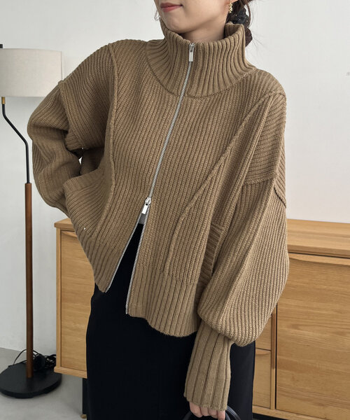 CAPRICIEUX LE'MAGE（カプリシューレマージュ）の「リンキングZIPニット（カーディガン/ボレロ・レディース・オフホワイト/ブラック/ベージュ・FREE）」の7枚目の写真