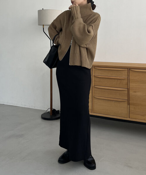 CAPRICIEUX LE'MAGE（カプリシューレマージュ）の「リンキングZIPニット（カーディガン/ボレロ・レディース・オフホワイト/ブラック/ベージュ・FREE）」の8枚目の写真