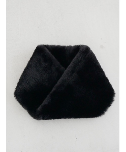 TRUNC（トランクエイティーエイト）の「Recycled Fur Snood（ネックウォーマー/スヌード・レディース・アイボリー/ブラック/グレイッシュベージュ・FREE）」の7枚目の写真