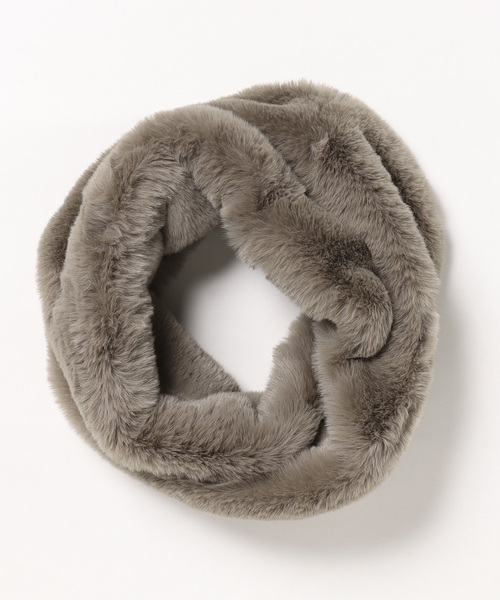 TRUNC（トランクエイティーエイト）の「Recycled Fur Snood（ネックウォーマー/スヌード・レディース・アイボリー/ブラック/グレイッシュベージュ・FREE）」の14枚目の写真