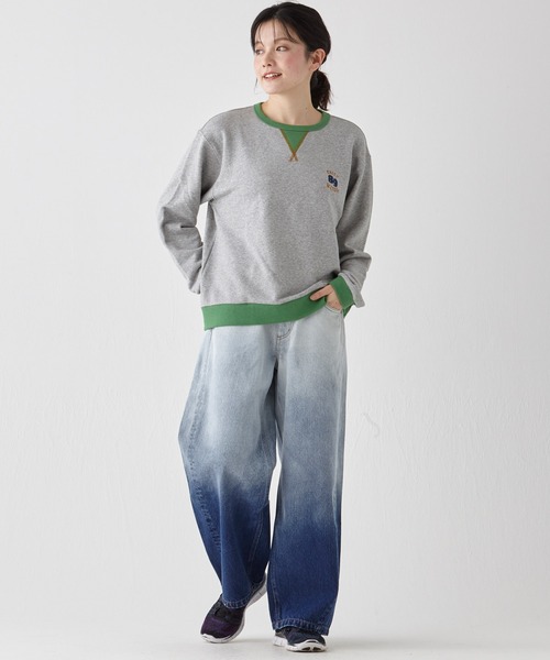 KRIFF MAYER Lady's Collection（クリフメイヤーレディースコレクション）の「グラデーション バレルレッグ カーブパンツ（デニムパンツ・レディース・ライトブルー/ブラック/ダークブルー・LARGE/MEDIUM）」の12枚目の写真