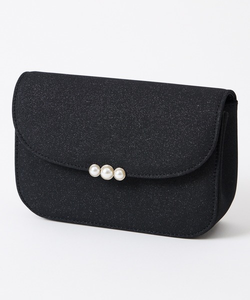 AIMER(エメ)の「ラメ×パールモチーフフラップパーティーバッグ(クラッチバッグ・レディース・シルバー/ベージュ/ブラック・FREE)」の1枚目の写真