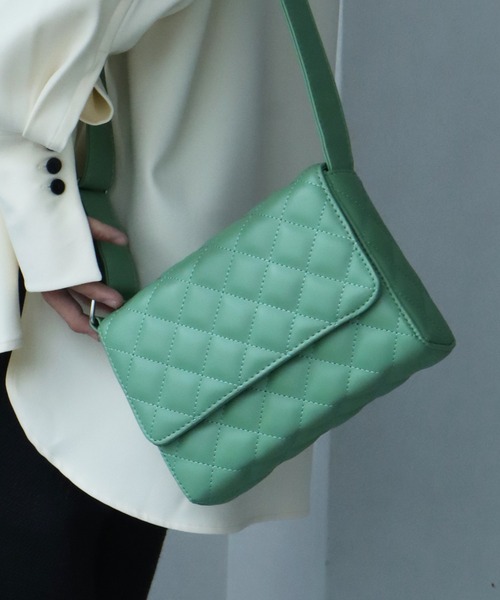 welise(ウェライズ)の「【welise/ウェライズ】アーティフィシャルスキン オールキルティング ショルダーバッグ/合成皮革(ショルダーバッグ・メンズ・ブラック/ホワイト/ライトグリーン・FREE)」の3枚目の写真