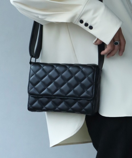 welise(ウェライズ)の「【welise/ウェライズ】アーティフィシャルスキン オールキルティング ショルダーバッグ/合成皮革(ショルダーバッグ・メンズ・ブラック/ホワイト/ライトグリーン・FREE)」の9枚目の写真