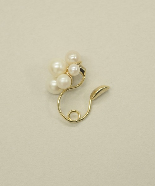 CALIN STANDARD(カリンスタンダード)の「◆金属アレルギー対応◆◆made in japan◆【痛くない】【落ちにくい】【ストレスフリーな着け心地】バブルパール ループフィットイヤリング(イヤリング・レディース・クリア/ホワイト・FREE)」の6枚目の写真