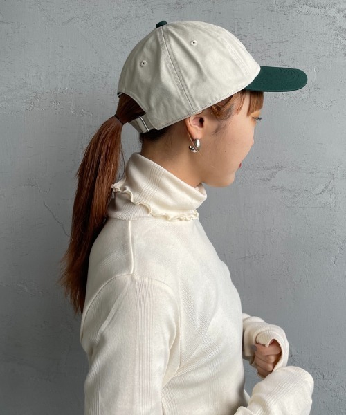 DANTON（ダントン）の「[DANTON/ダントン] 6パネル チノクロスバイカラーキャップ（キャップ・レディース・グリーン/ベージュ・F）」の5枚目の写真