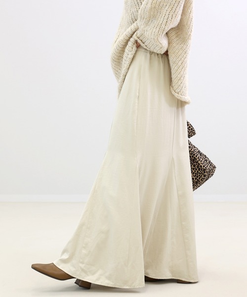 Aletta vita（アレッタビータ）の「ビンテージサテン裾切替フレアスカート（スカート・レディース・ブラック/ベージュ・MEDIUM/LONG）」の15枚目の写真