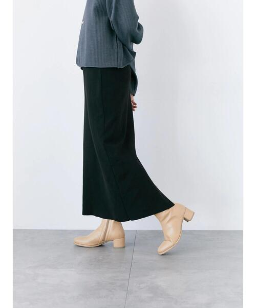 Samansa Mos2 blue（サマンサモスモスブルー）の「◎ニットタイトスカート（スカート・レディース・チャコールグレー/ブラック/オフホワイト・F）」の19枚目の写真