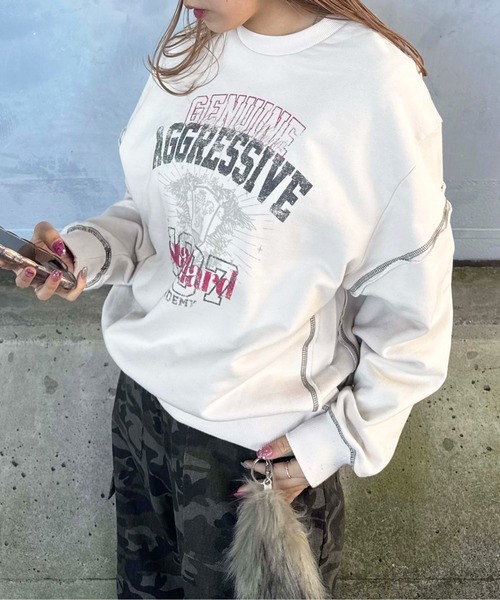 sedacle(セダクル)の「ステッチヴィンテージプリントスウェット(Tシャツ/カットソー・メンズ・ネイビー/ベージュ/アイボリー・SMALL/MEDIUM/LARGE)」の2枚目の写真