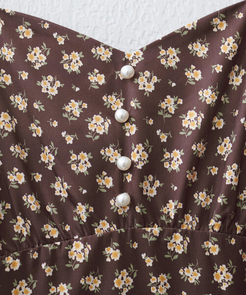 natural couture(ナチュラルクチュール)の「【WEB限定】フロント釦切替キャミワンピース(ワンピース・レディース・サックスブルー/アイボリー/ブラック/ブラウン・FREE)」の18枚目の写真