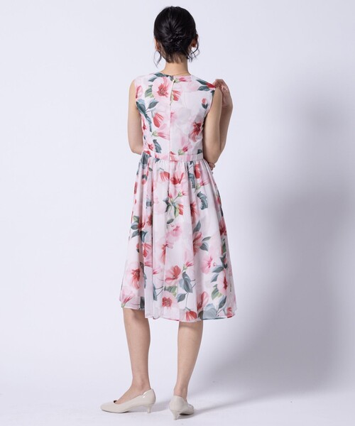 新品未使用　トッカ  Phlox（ドレス）ワンピース　110cm 新品未使用 トッカ Phlox（ドレス）ワンピース 110cm - メルカリ