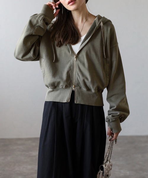 Bonjour Sagan(ボンジュールサガン)の「ダブルジップピグメントパーカー(パーカー・レディース・オフホワイト/グレー/チャコールグレー/ベージュ系その他・FREE)」の4枚目の写真