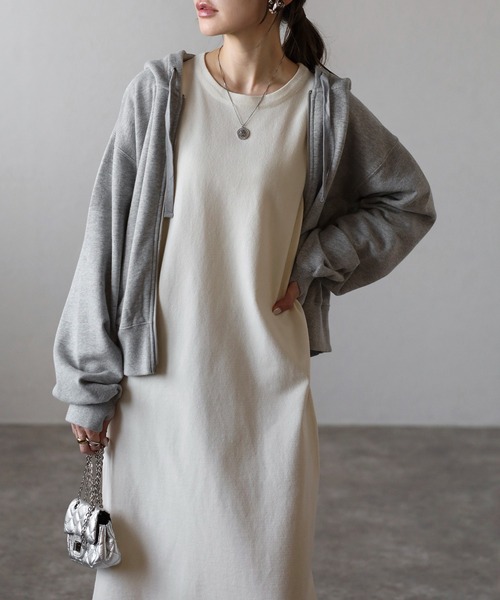 Bonjour Sagan(ボンジュールサガン)の「ダブルジップピグメントパーカー(パーカー・レディース・オフホワイト/グレー/チャコールグレー/ベージュ系その他・FREE)」の1枚目の写真