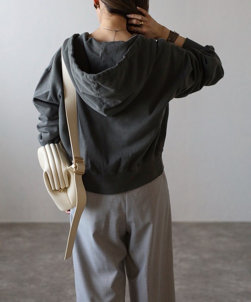 Bonjour Sagan(ボンジュールサガン)の「ダブルジップピグメントパーカー(パーカー・レディース・オフホワイト/グレー/チャコールグレー/ベージュ系その他・FREE)」の16枚目の写真