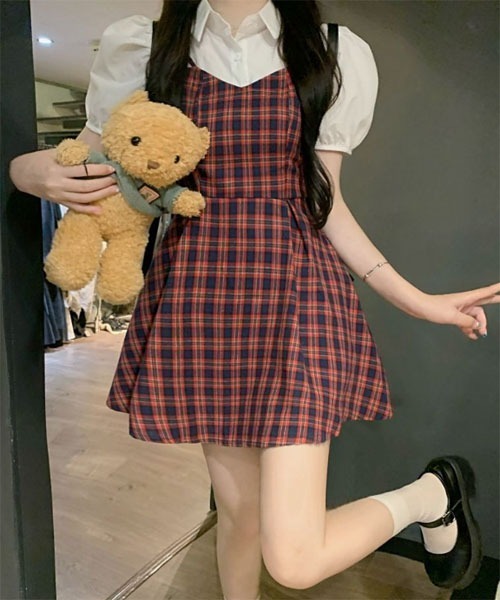 Mayree（メイリー）の「【Mayree】パフスリーブ 半袖シャツ ドッキング チェック柄 ミニワンピース（ワンピース・レディース・レッド・SMALL/MEDIUM/LARGE）」の4枚目の写真