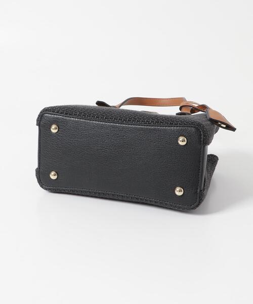 RODE SKO（ロデスコ）の「チャーム付メッシュミニバッグ（トートバッグ・レディース・ブラック/アイボリー/ベージュ・ONE）」の7枚目の写真