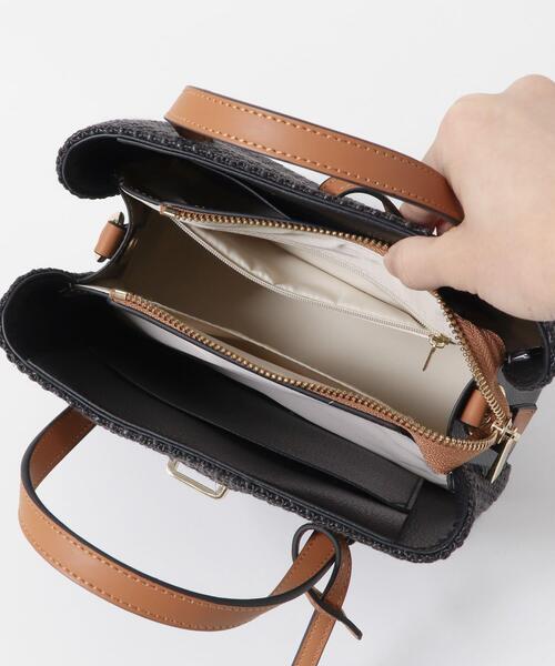 RODE SKO（ロデスコ）の「チャーム付メッシュミニバッグ（トートバッグ・レディース・ブラック/アイボリー/ベージュ・ONE）」の9枚目の写真