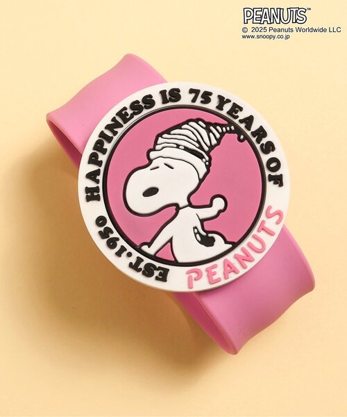PEANUTS(ピーナッツ)の「PEANUTS 75周年デザイン 虫よけバンド(アウトドアグッズ・キッズ・オレンジ/ネイビー/レッド/グリーン/ピンク/ブルー・FREE)」の5枚目の写真