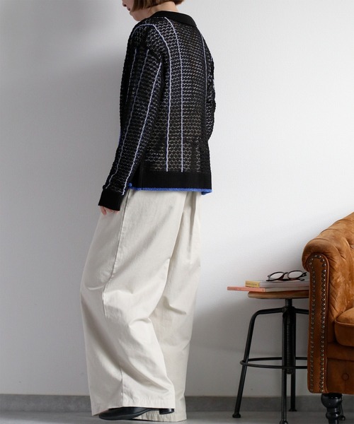 cepo（セポ）の「透かし編みメッシュニットポロカーディガン（カーディガン/ボレロ・レディース・ブラック/オフホワイト/レッド・M）」の4枚目の写真