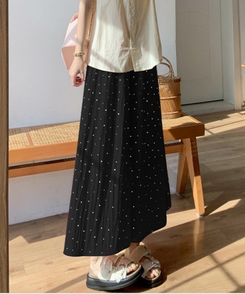 Ritzy(リッツィー)の「水玉柄シワ感ワイドクロップドパンツ 3色展開(スカート・レディース・ブラック/ブルー/ベージュ・M/L)」の18枚目の写真