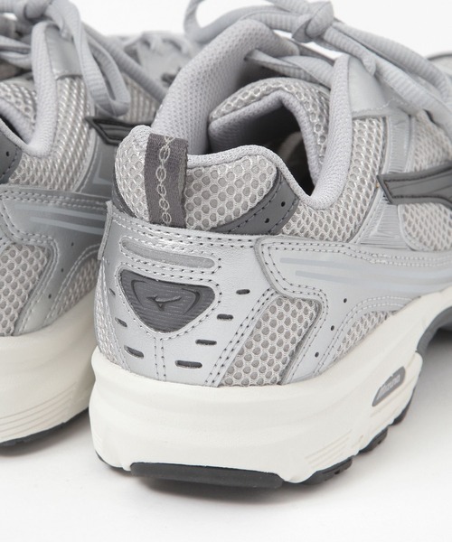 BARNYARDSTORM（バンヤードストーム）の「BARNYARDSTORM / 【MIZUNO】 MXRスニーカー（スニーカー・レディース・ライトグレー/ホワイト/シルバー系その他/グレー系その他4・23/24/25）」の7枚目の写真