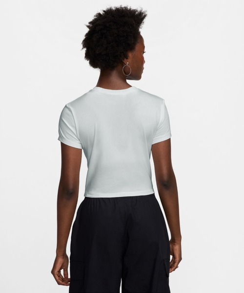 NIKE（ナイキ）の「ナイキ スポーツウェア チル ニット ウィメンズ クロップド Tシャツ / Nike Sportswear Chill Knit Women's Cropped T-Shirt HF9539-100 White（Tシャツ/カットソー・レディース・ホワイト・L/XS/XL/S/M）」の3枚目の写真