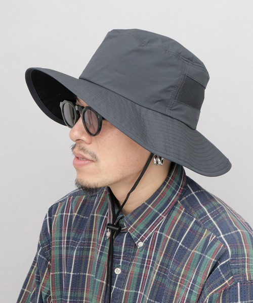 A.M.S.(エーエムエス)の「遮光率・UVカット率100% 体感-17℃ 撥水ナイロン つば広 アドベンチャー 日傘ハット(ハット・メンズ・グレー/アイボリー/ブラック・FREE)」の7枚目の写真