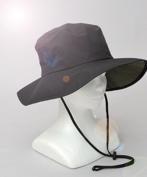 A.M.S.(エーエムエス)の「遮光率・UVカット率100% 体感-17℃ 撥水ナイロン つば広 アドベンチャー 日傘ハット(ハット・メンズ・グレー/アイボリー/ブラック・FREE)」の10枚目の写真