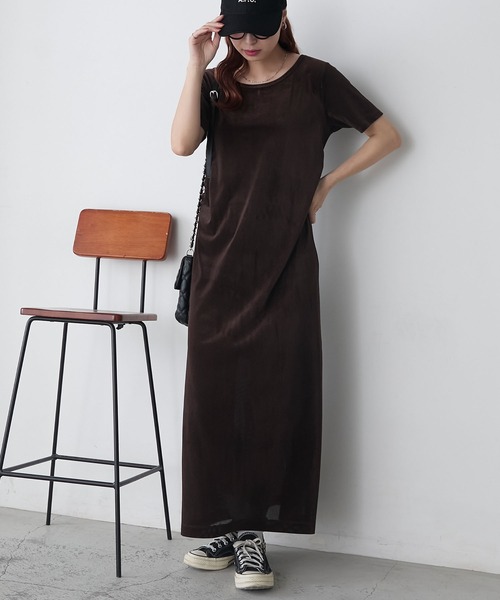 BONLECILL(ボンルシール)の「シアーベロア半袖ワンピース(ワンピース・レディース・ブラウン/オフホワイト/チャコールグレー/ブラック・FREE)」の6枚目の写真