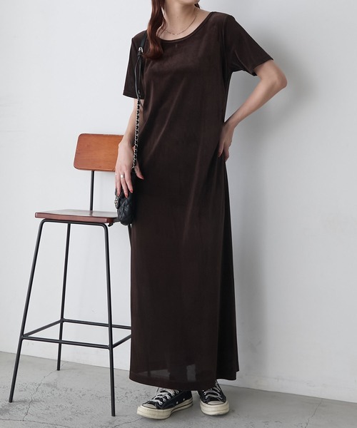 BONLECILL(ボンルシール)の「シアーベロア半袖ワンピース(ワンピース・レディース・ブラウン/オフホワイト/チャコールグレー/ブラック・FREE)」の9枚目の写真