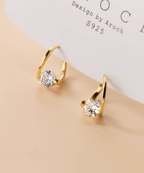 LA VORAGINE(ラ ヴォラジネ)の「ジルコンフープピアス(ピアス(両耳用)・レディース・ゴールド/シルバー系1/シルバー/ゴールド系1・FREE)」の8枚目の写真