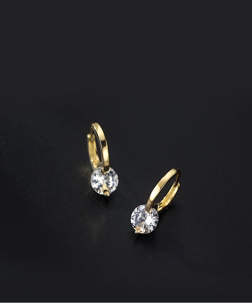 LA VORAGINE(ラ ヴォラジネ)の「ジルコンフープピアス(ピアス(両耳用)・レディース・ゴールド/シルバー系1/シルバー/ゴールド系1・FREE)」の10枚目の写真
